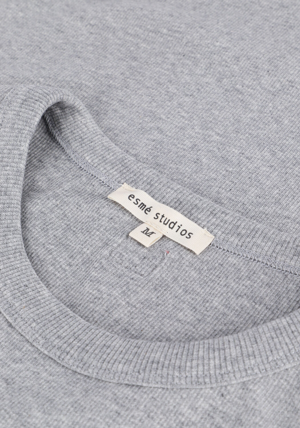 ESM&Eacute; STUDIOS Haut BLOSSOM RACERBACK RIB TANK en gris - large