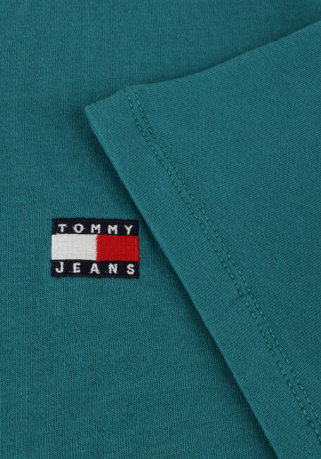 TOMMY JEANS T-shirt TJM REG BADGE TEE EXT en vert - large