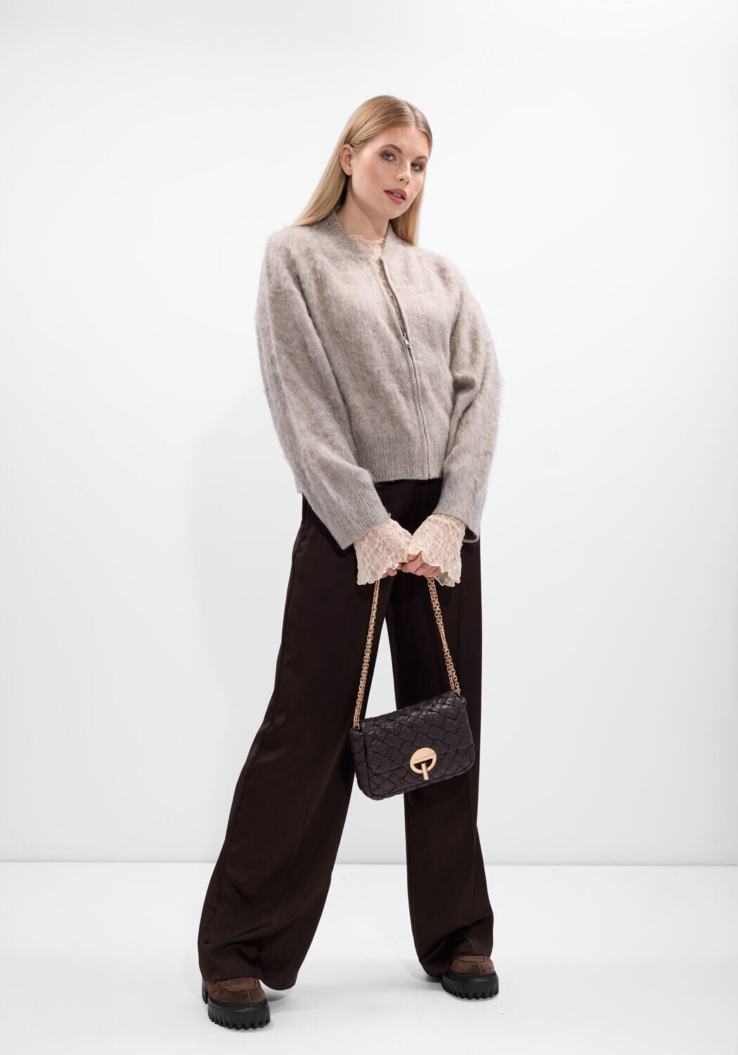 Taupe STUDIO AR Vest HARPER BRUSHED KNIT - large