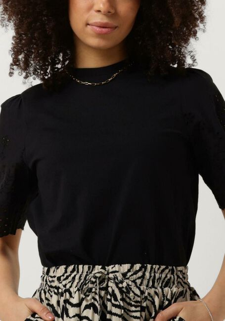 Y.A.S. T-shirt YASLEX SS TOP W. EMB SLEEVES S. en noir - large