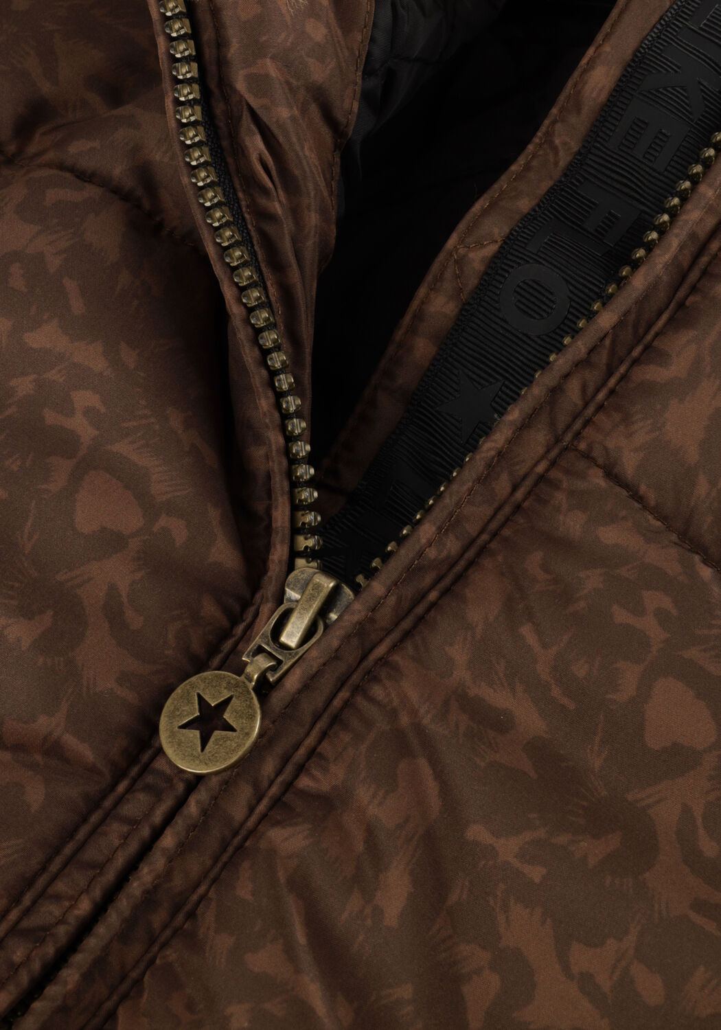 LIKE FLO Veste matelass&eacute; AELIN en marron - large