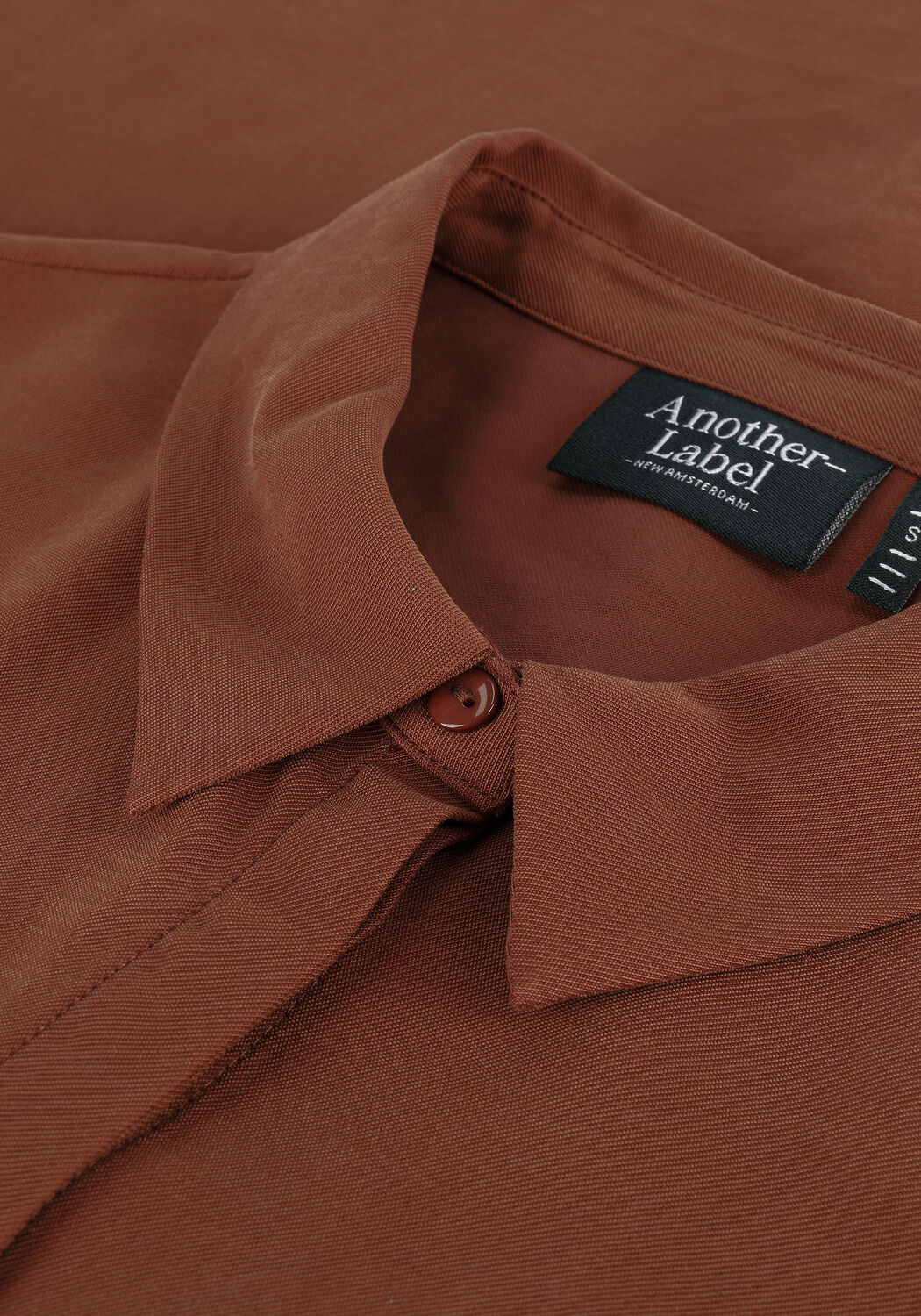 ANOTHER LABEL FARGER SHIRT Blouses en marron - large