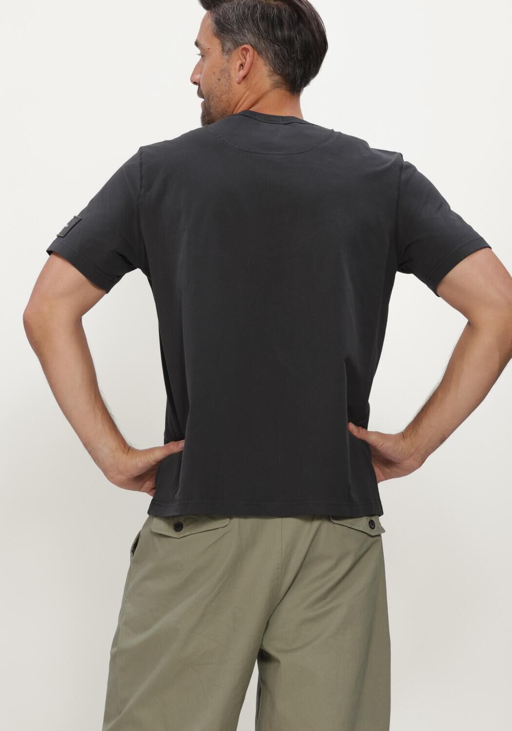 CALVIN KLEIN T-shirt SS CLSC SUEDED JERSEY BADGE TEE Anthracite - large