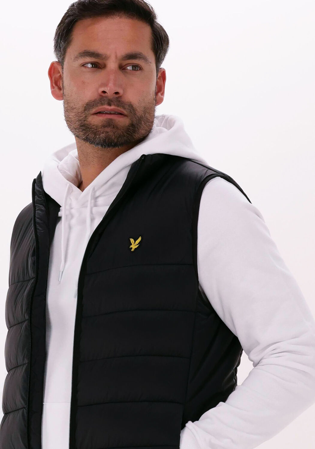 LYLE SCOTT Veste sans manches WADDED GILET en noir Omoda