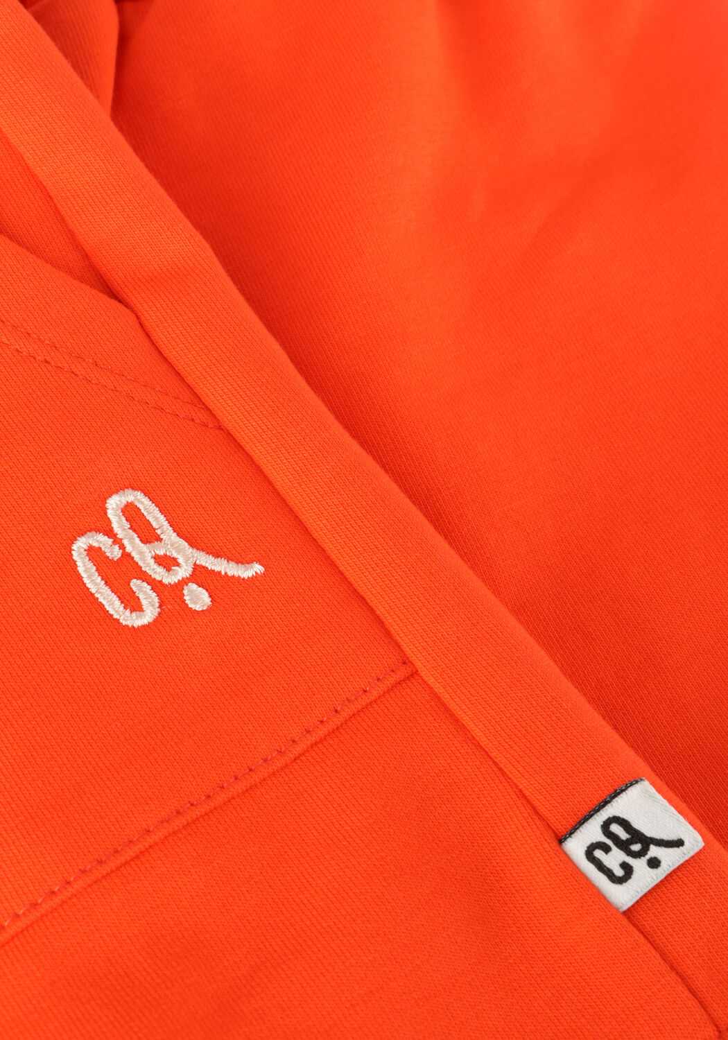 CARLIJNQ Pantalon courte BASIC - SHORTS LOOSE FIT en rouge - large