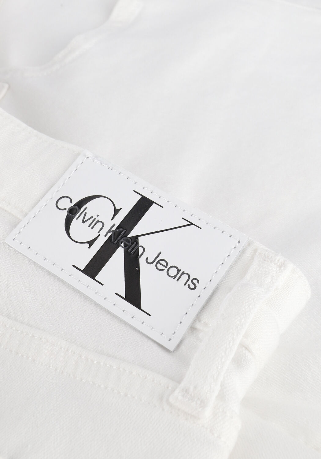 CALVIN KLEIN Pantalon courts MID RISE SHORT Bleu clair - large