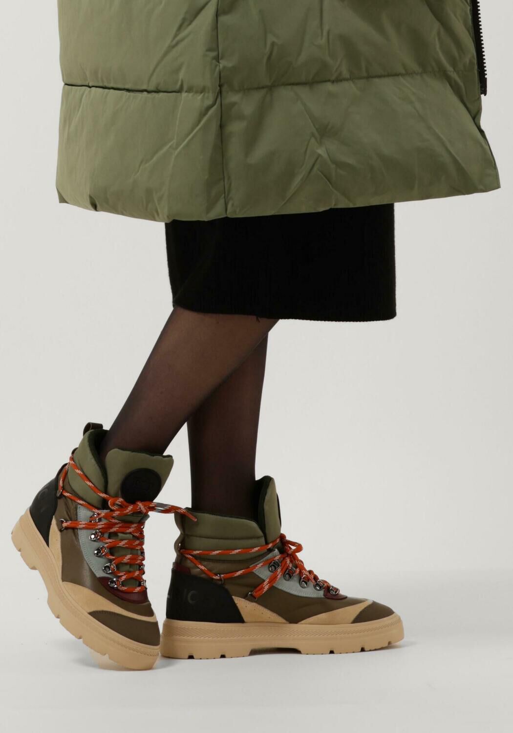 Groene WOOLRICH  RETRO HIKING BOOT GUM - large