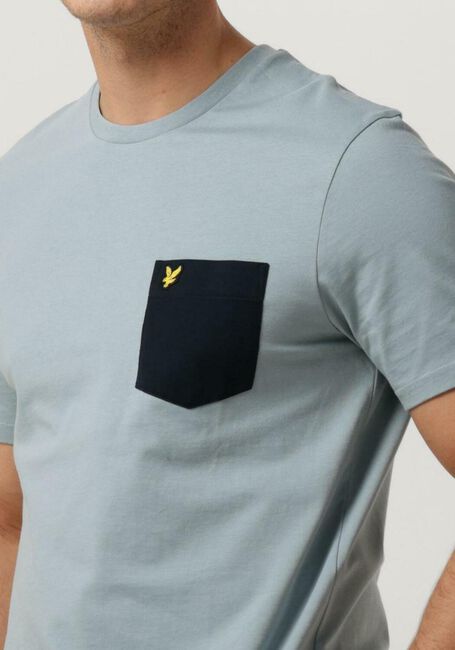 Blauwe LYLE & SCOTT T-shirt CONTRAST POCKET T-SHIRT - large