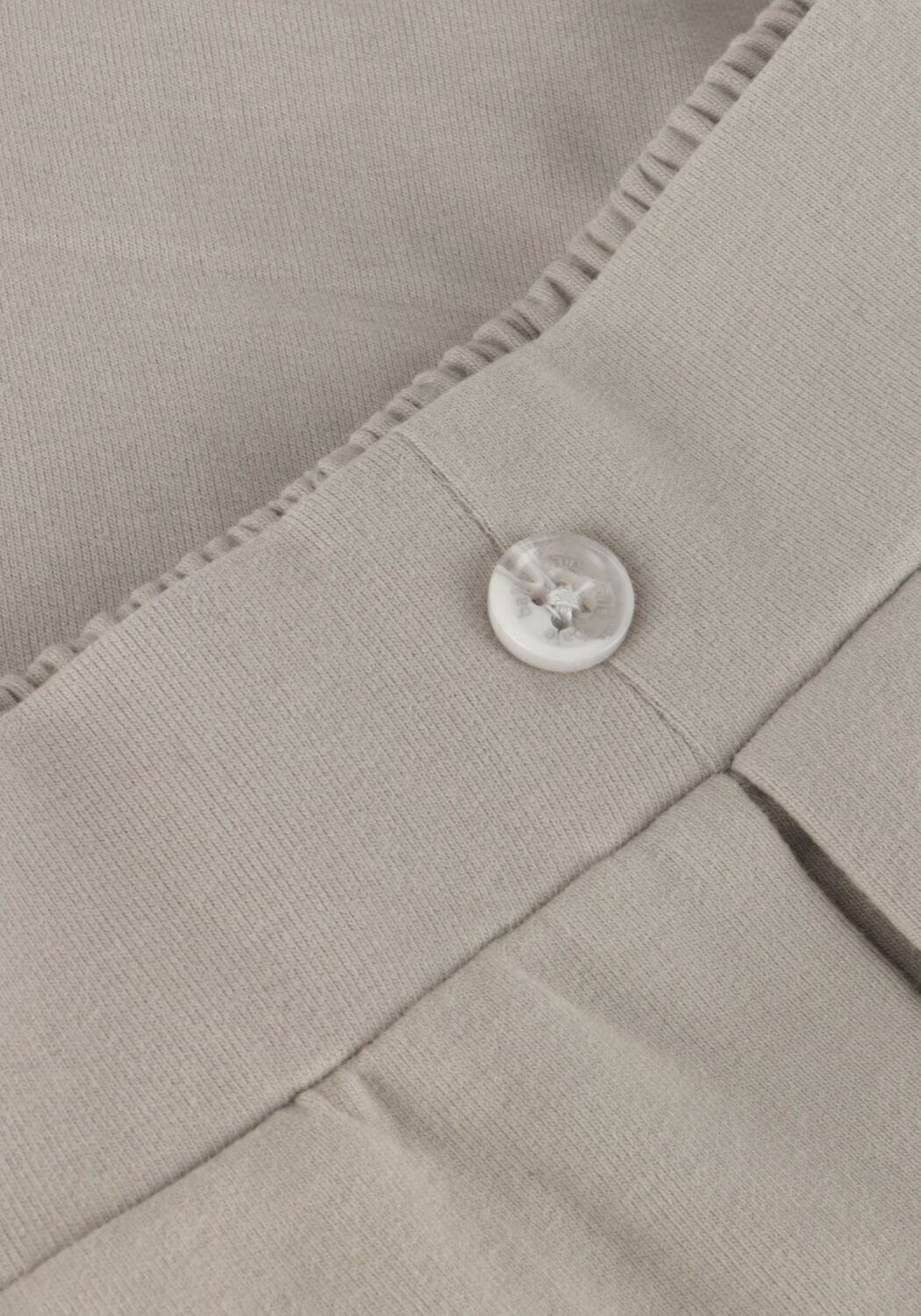 BAJE STUDIO Pantalon courte BICO en beige - large