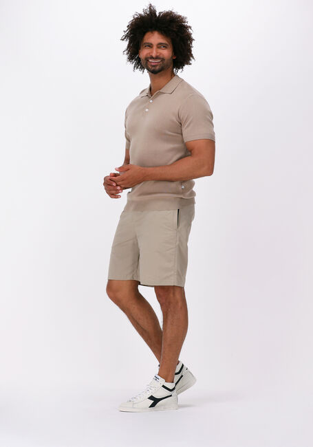 MINIMUM Pantalon courte STRINGO 9347 en camel - large