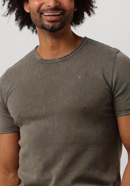 Olijf PUREWHITE T-shirt FLAT KNITTED SHIRT SHORTSLEEVE WITH SMALL LOGO ON CHEST - large