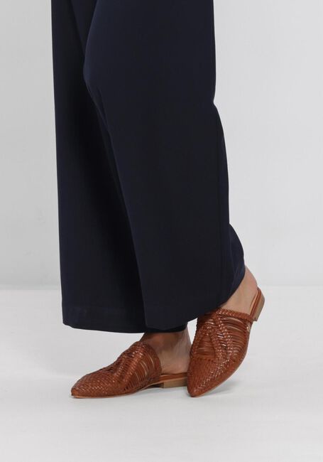 FRED DE LA BRETONIERE ELLIS MULE Tongs en marron - large