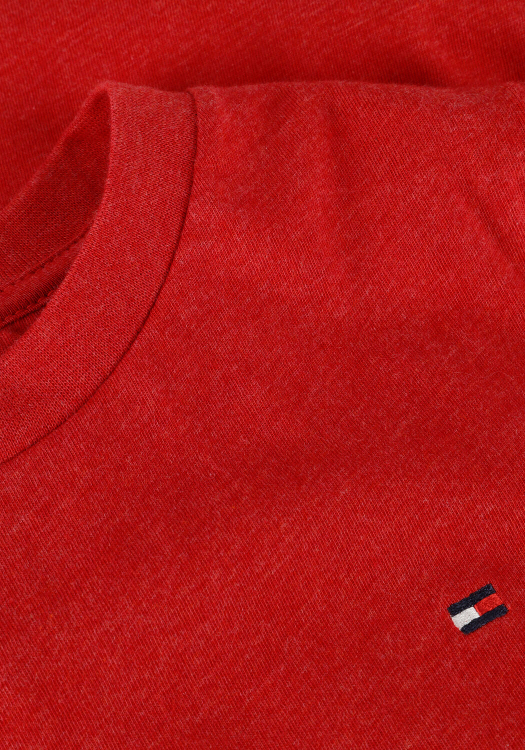 Rode TOMMY HILFIGER T-shirt ESSENTIAL REG FIT TEE SS - large