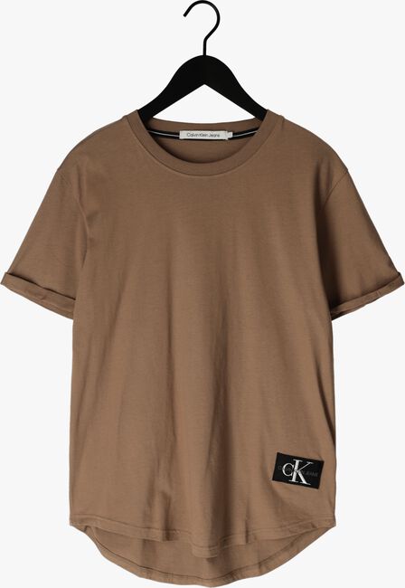 CALVIN KLEIN T-shirt BADGE TURN UP SLEEVE en marron - large