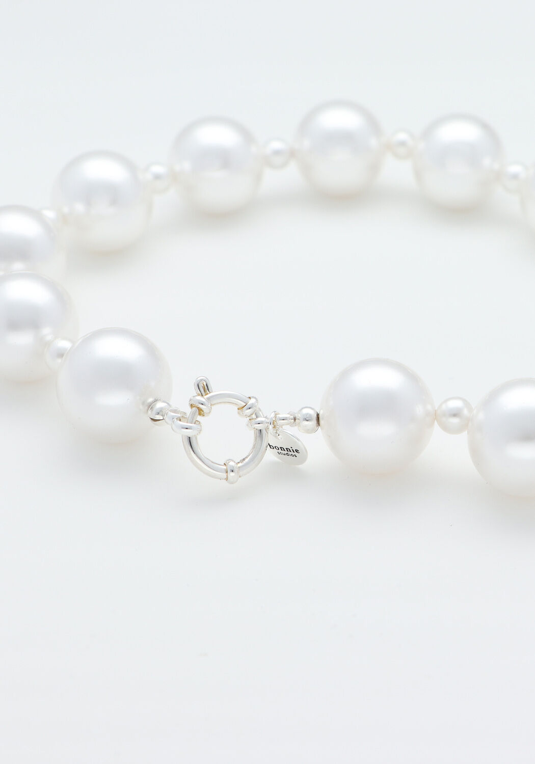 Witte BONNIE STUDIOS Sieraad MOONLIGHT PEARL NECKLACE - large