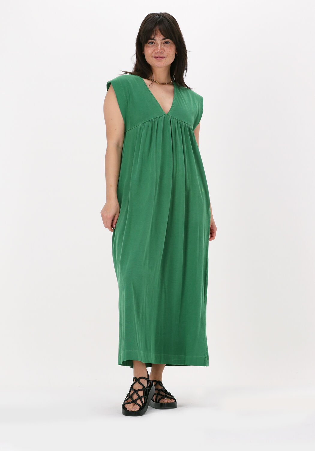 Robe hotsell leon harper