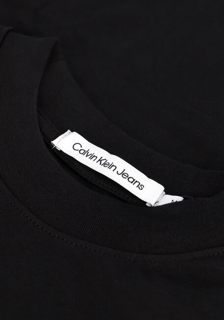 CALVIN KLEIN Robe midi STACKED LOGO T-SHIRT DRESS en noir - large