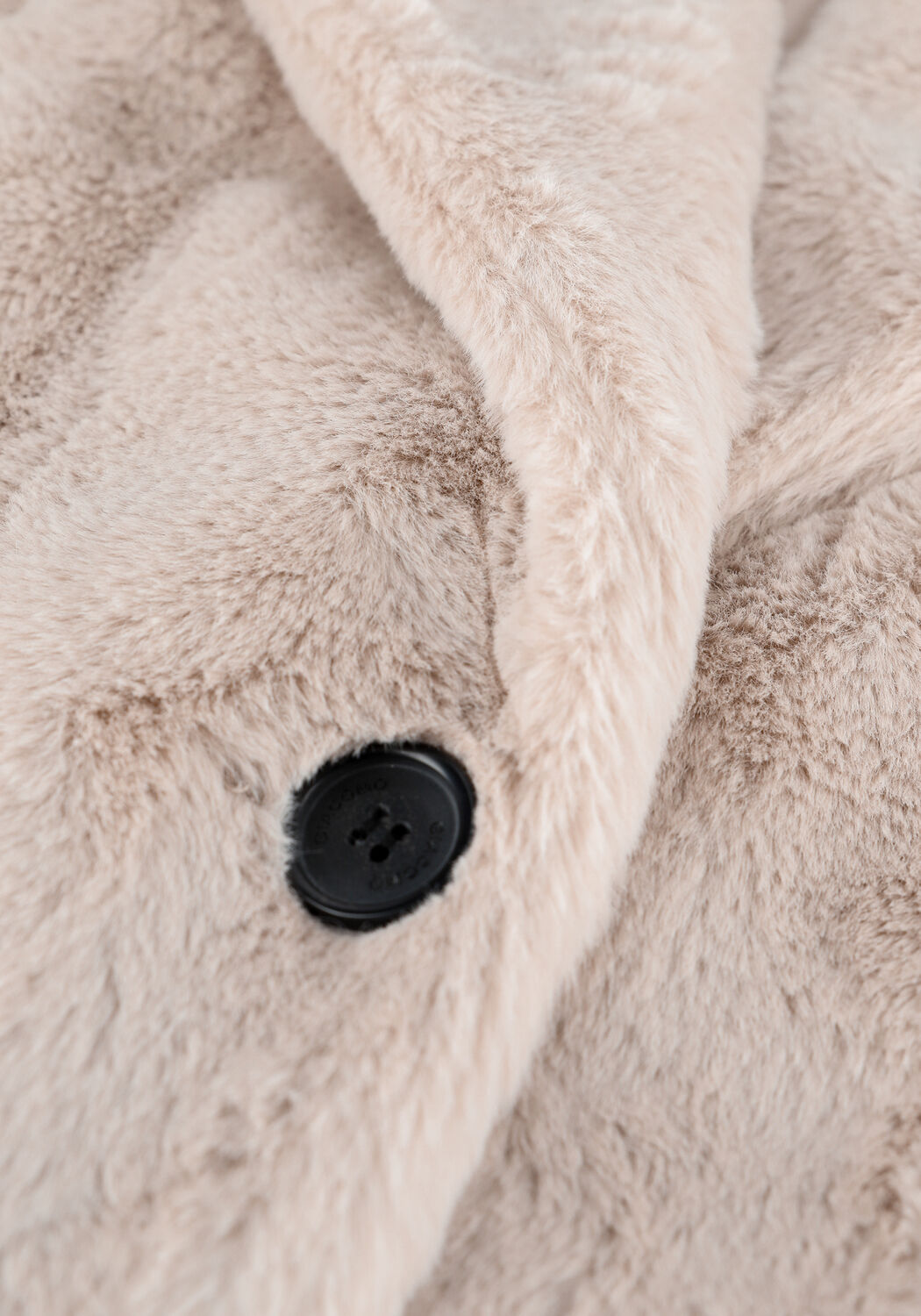 GIACOMO THE JACKET Manteau en fausse fourrure 10 LUXERY FUR en blanc - large