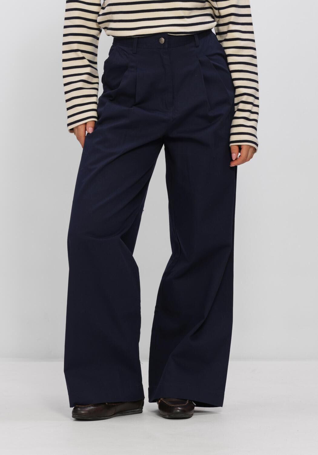 Donkerblauwe BOII STUDIOS Wijde broek JULIE - large