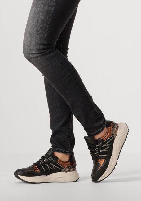 Zwarte OMODA Sneakers CHARU - large