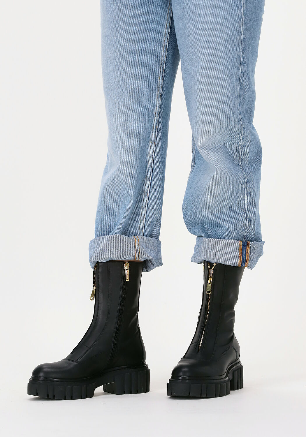 NOTRE-V Bottillons 03-433 en noir - large