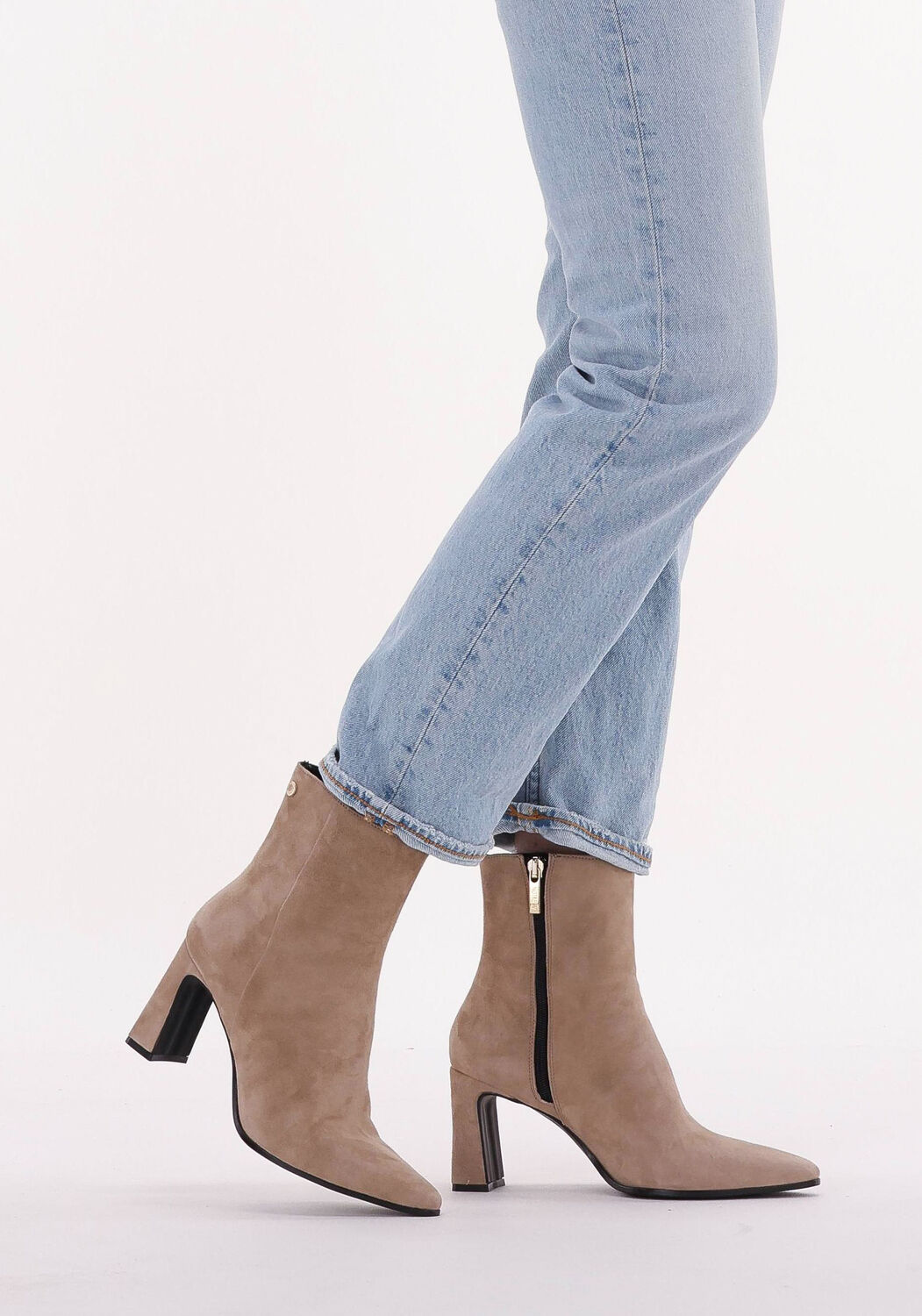 Taupe laarsjes met shop hak
