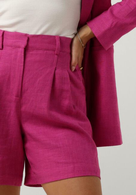 Y.A.S. YASISMA HW SHORTS Pantalons en rose - large