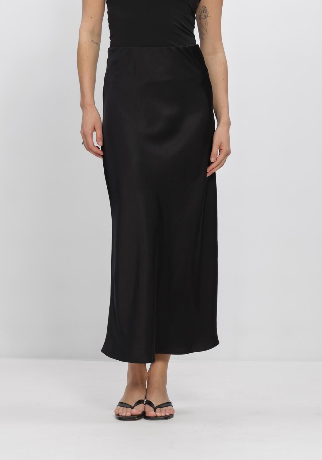Zwarte NEO NOIR Maxirok VICKY HEAVY SATEEN SKIRT - large