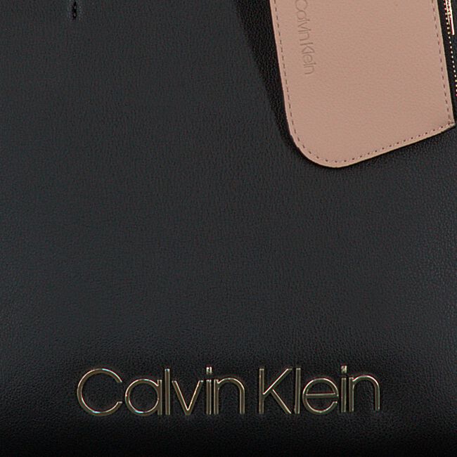 CALVIN KLEIN Shopper CK MUST MEDIUM SHOPPER en noir  - large