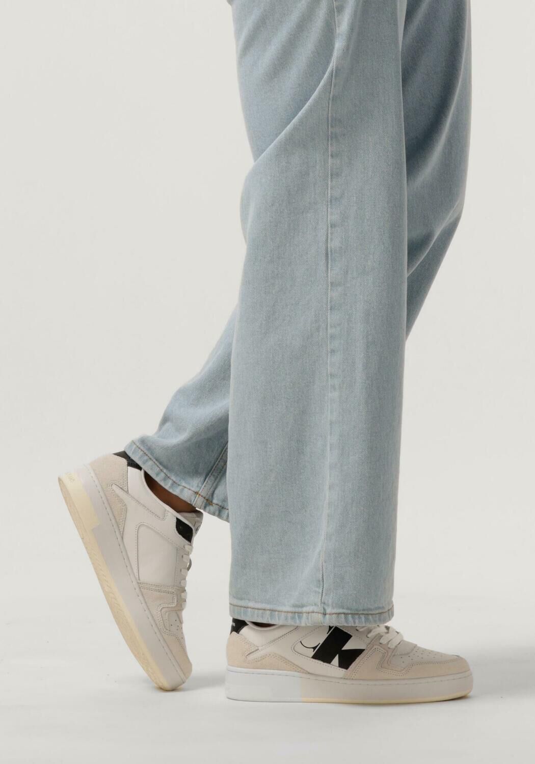 CALVIN KLEIN Baskets basses BASKET CUPSOLE WOMEN en blanc - large