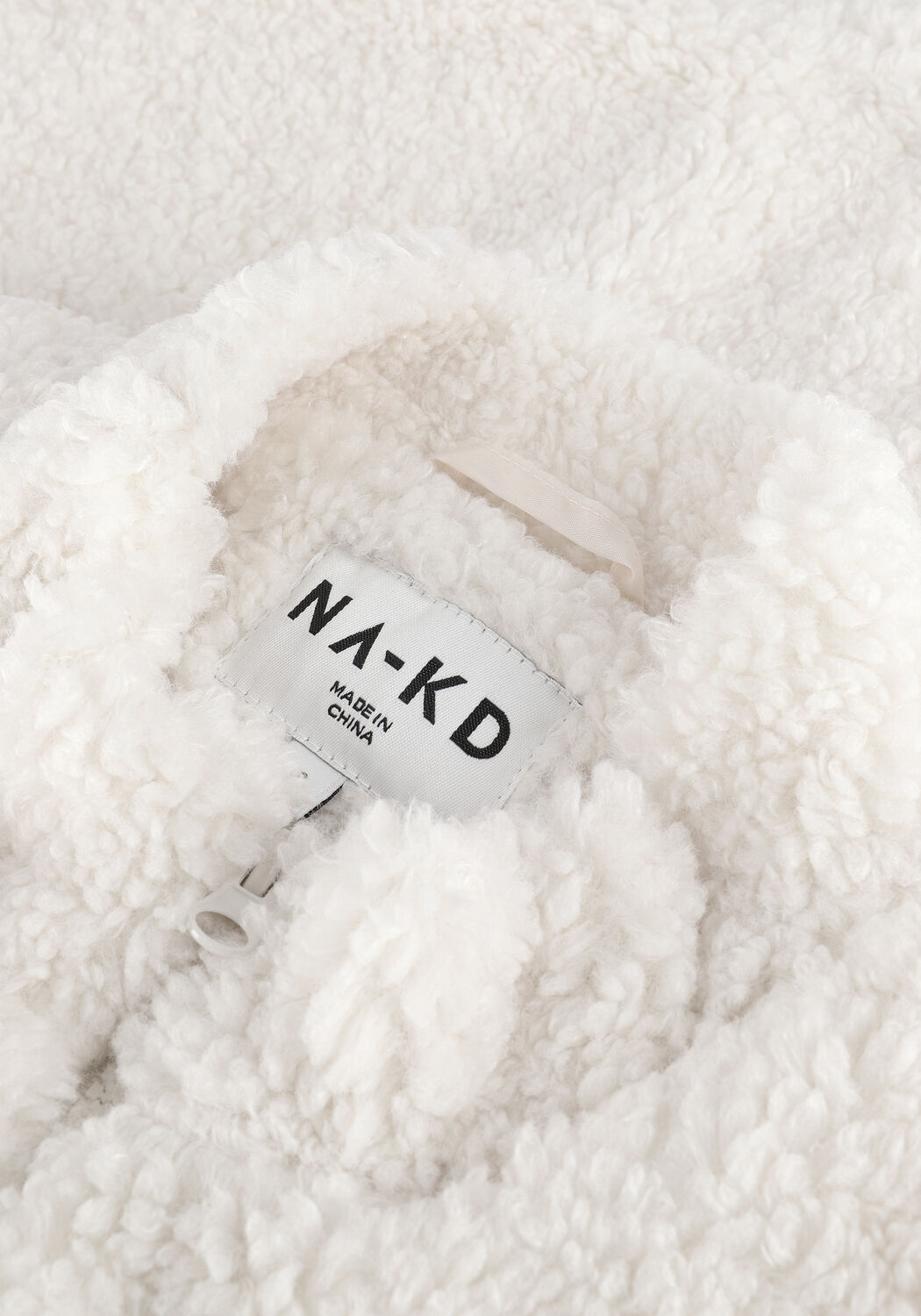 NA-KD Veste sans manches TEDDY VEST Blanc - large