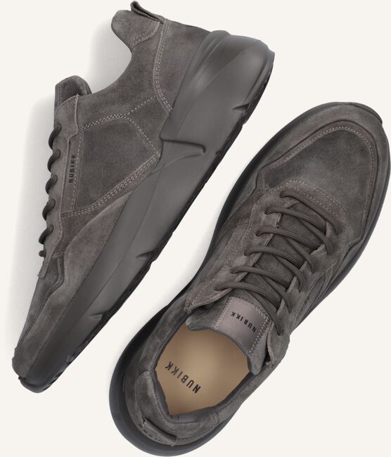 Grijze NUBIKK Sneakers ROQUE ROAD WAVE Grijze NUBIKK Sneakers ROQUE ROAD WAVE - large