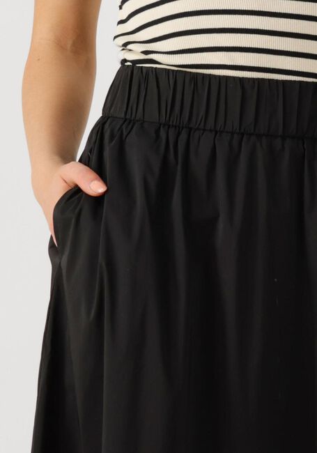 NEO NOIR Jupe midi YARA POPLIN SKIRT en noir - large