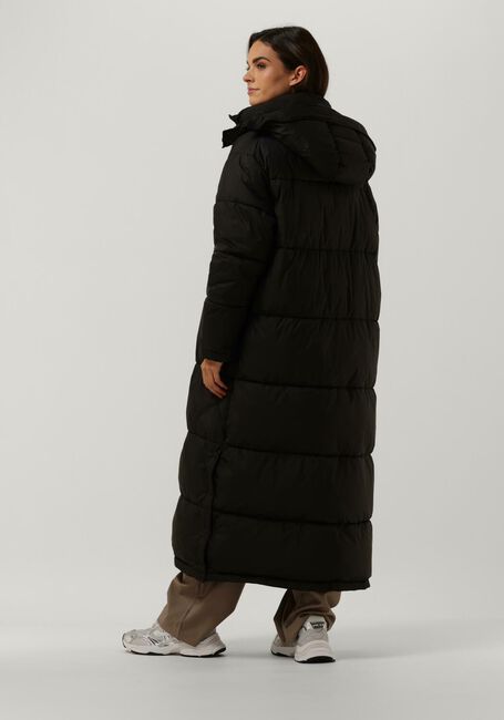 NOTRE-V Veste matelassé PUFFER LONG en noir - large