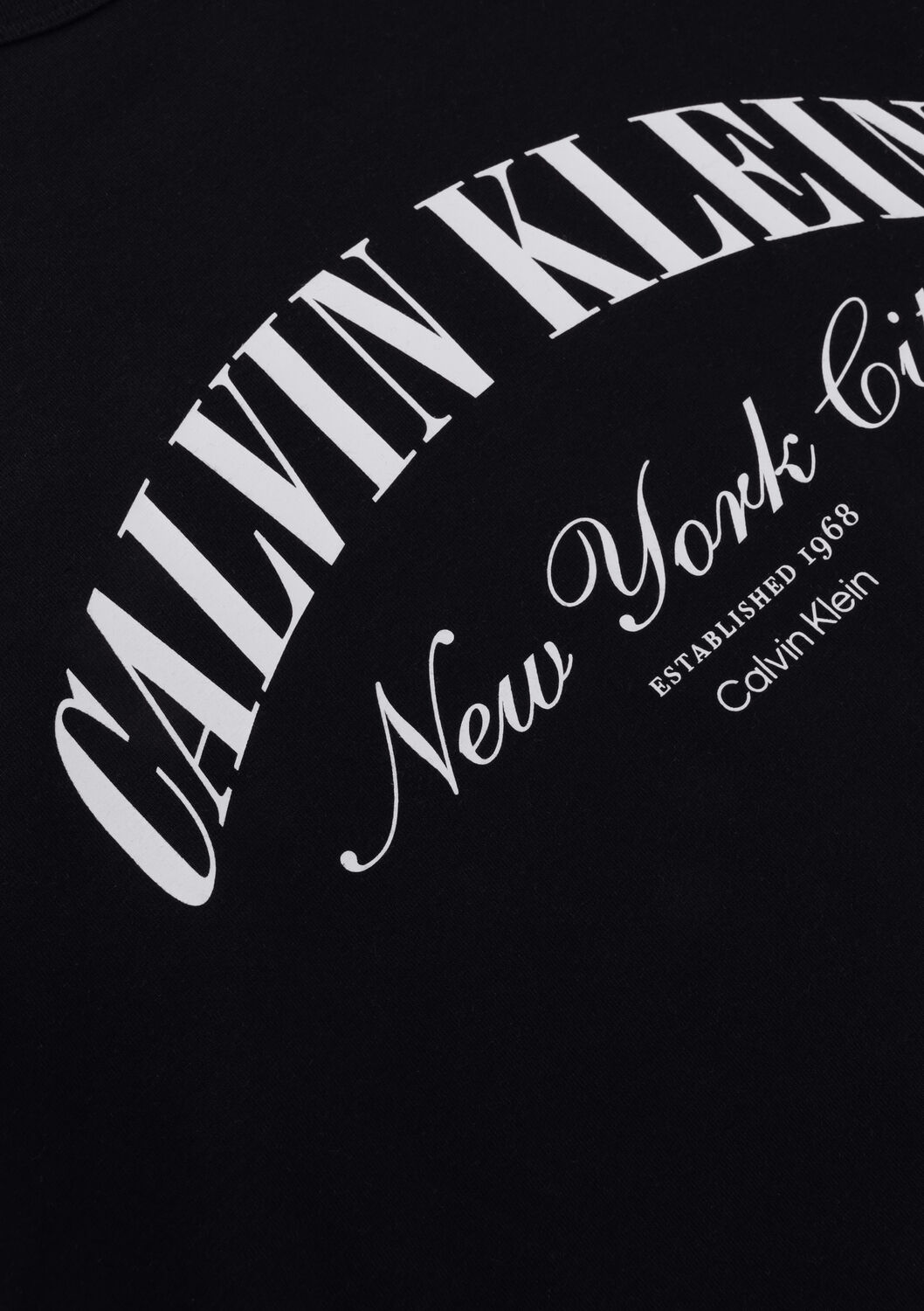 CALVIN KLEIN T-shirt SS GRAPHIC LOGO BABY TEE en noir - large