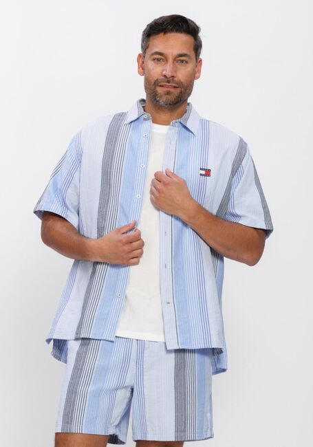 TOMMY JEANS Chemise d&eacute;contract&eacute; TJM RLX STRIPE SS SHIRT EXT en bleu - large