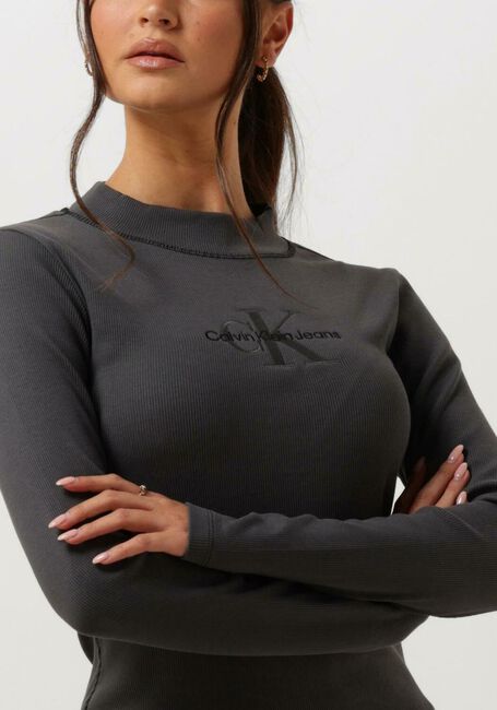 CALVIN KLEIN Robe midi HERO MONOLOG RIB LS DRESS en noir - large