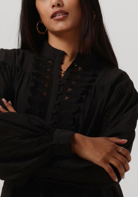 BRUUNS BAZAAR Mini robe ROSEBAY KARLA DRESS en noir - large