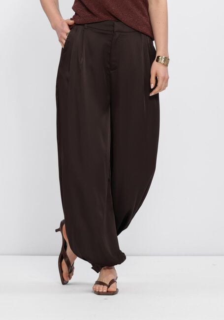 NEO NOIR FAYLA DRAPY SATIN BALLOON Pantalons en marron - large
