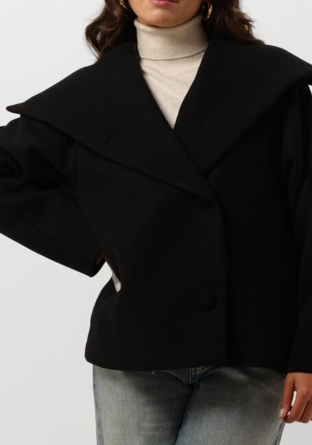 INWEAR Manteau PERRYIW SHORT COAT en noir - large