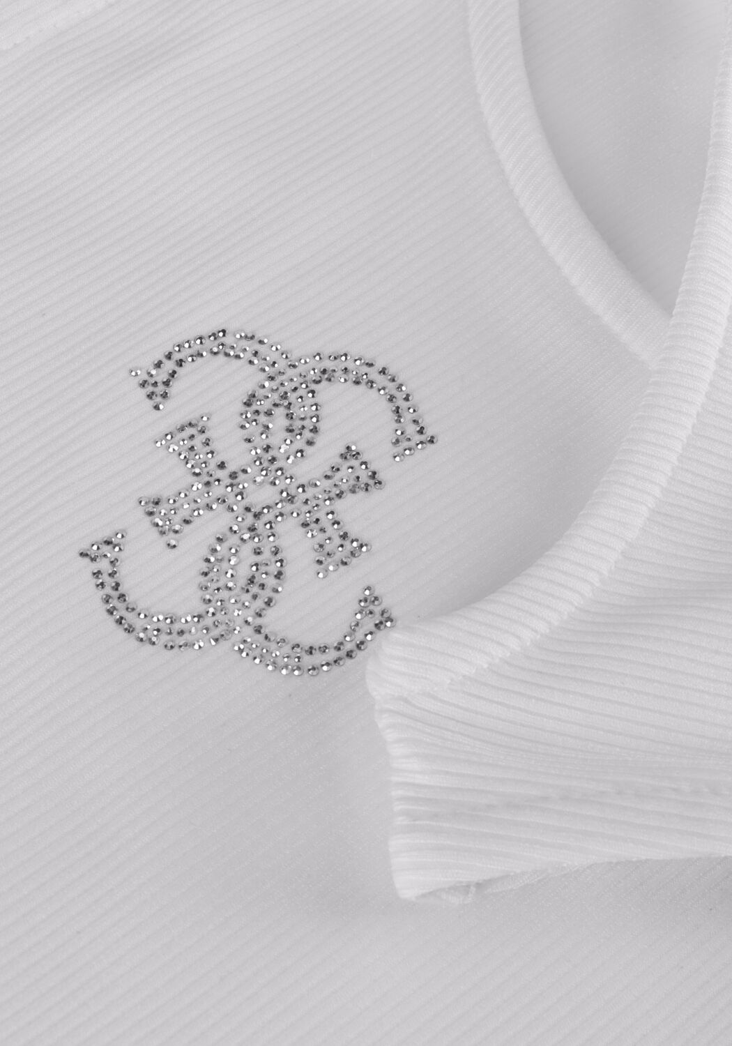 GUESS Haut SL ROUND NECK GWENDALINA TOP en blanc - large