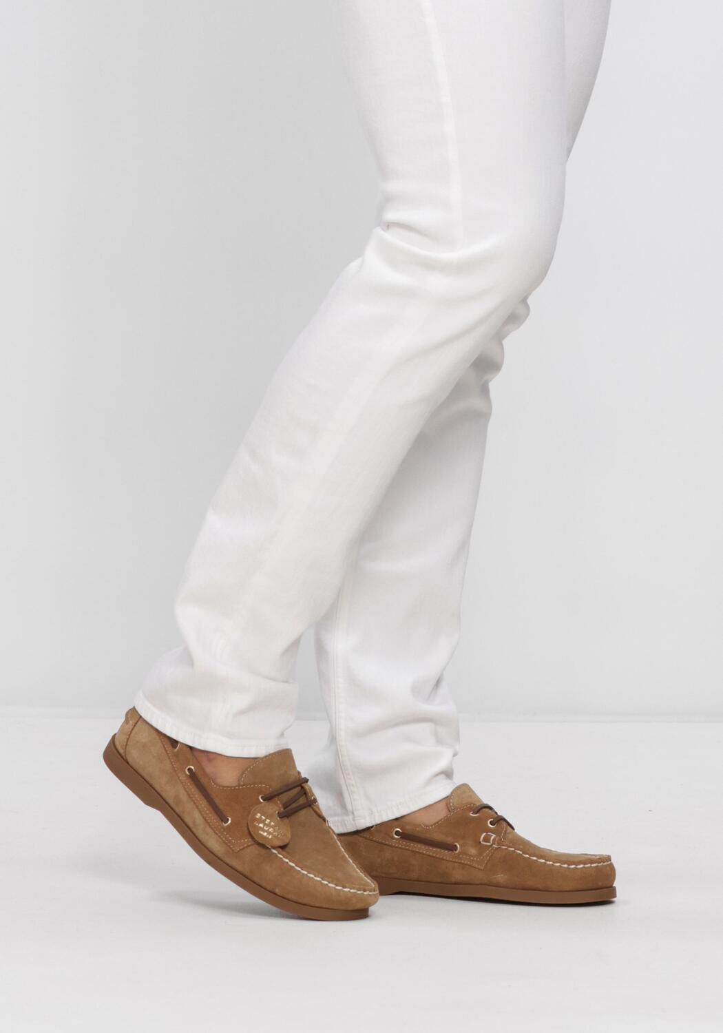 STEFANO LAURAN 12736 Chaussures &agrave; lacets en camel - large