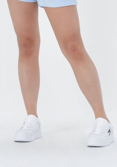 Witte TOMMY JEANS Sneakers TOMMY JEANS RETRO BASKET DAMES - large