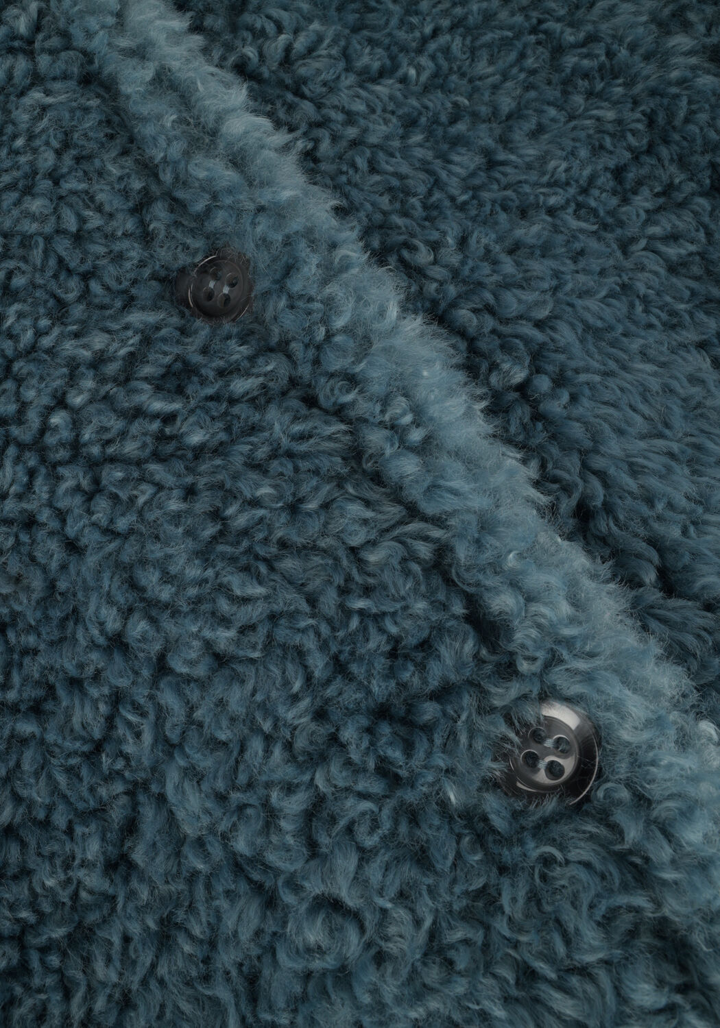 BEAUMONT Manteau en fausse fourrure SASHA en bleu - large