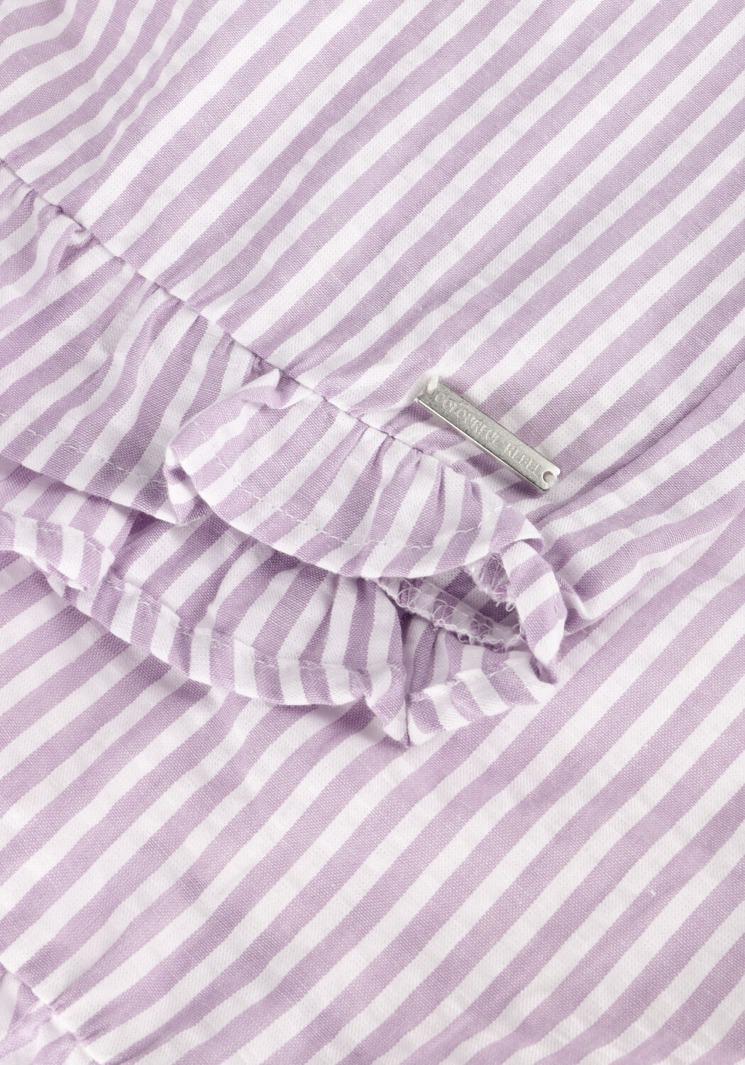 COLOURFUL REBEL Pantalon courte SENSA STRIPED RUFFLE SHORT Lilas - large