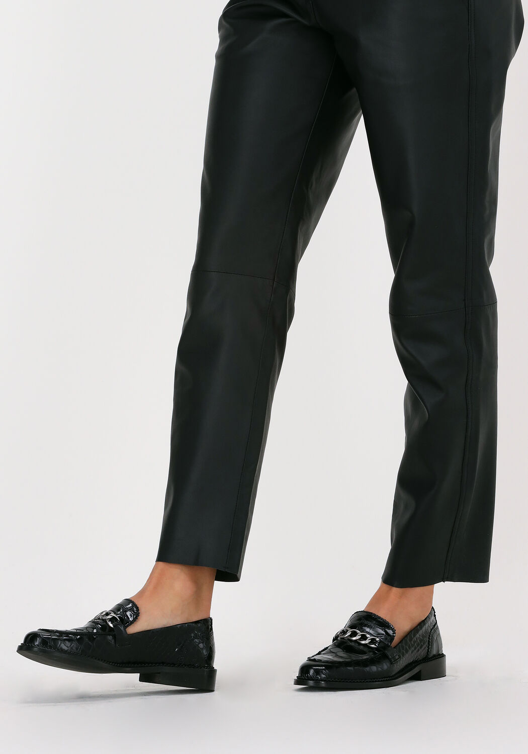 Zwarte TANGO Loafers PLEUN CARTEL | Omoda