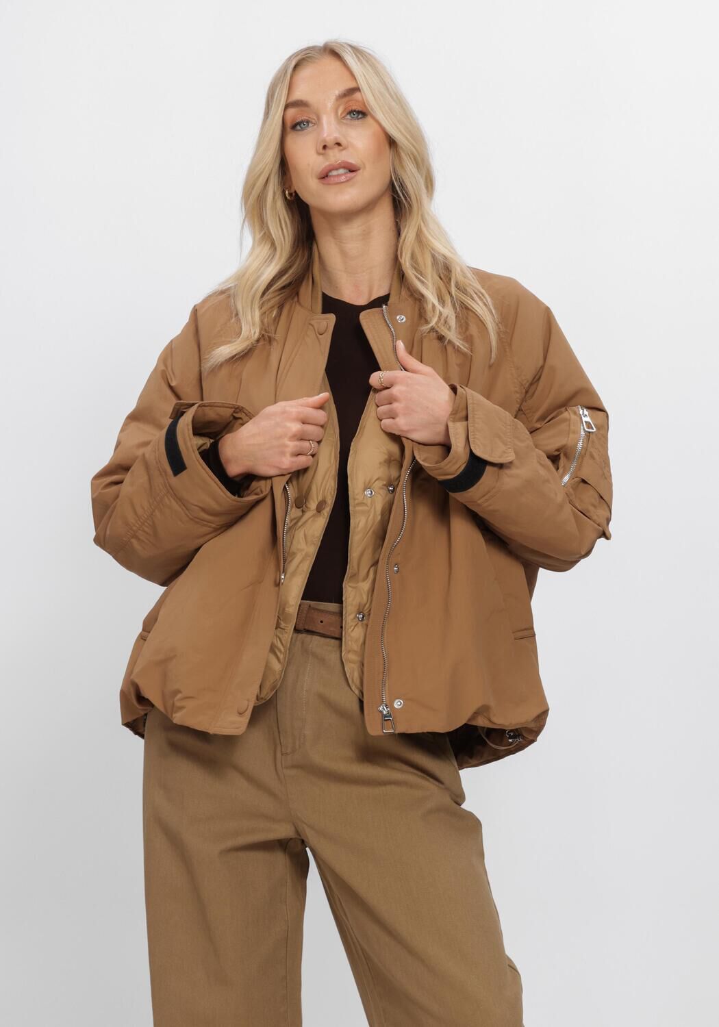 Camel WITHBLACK Jack WBLGRAPPY BOMBER - large
