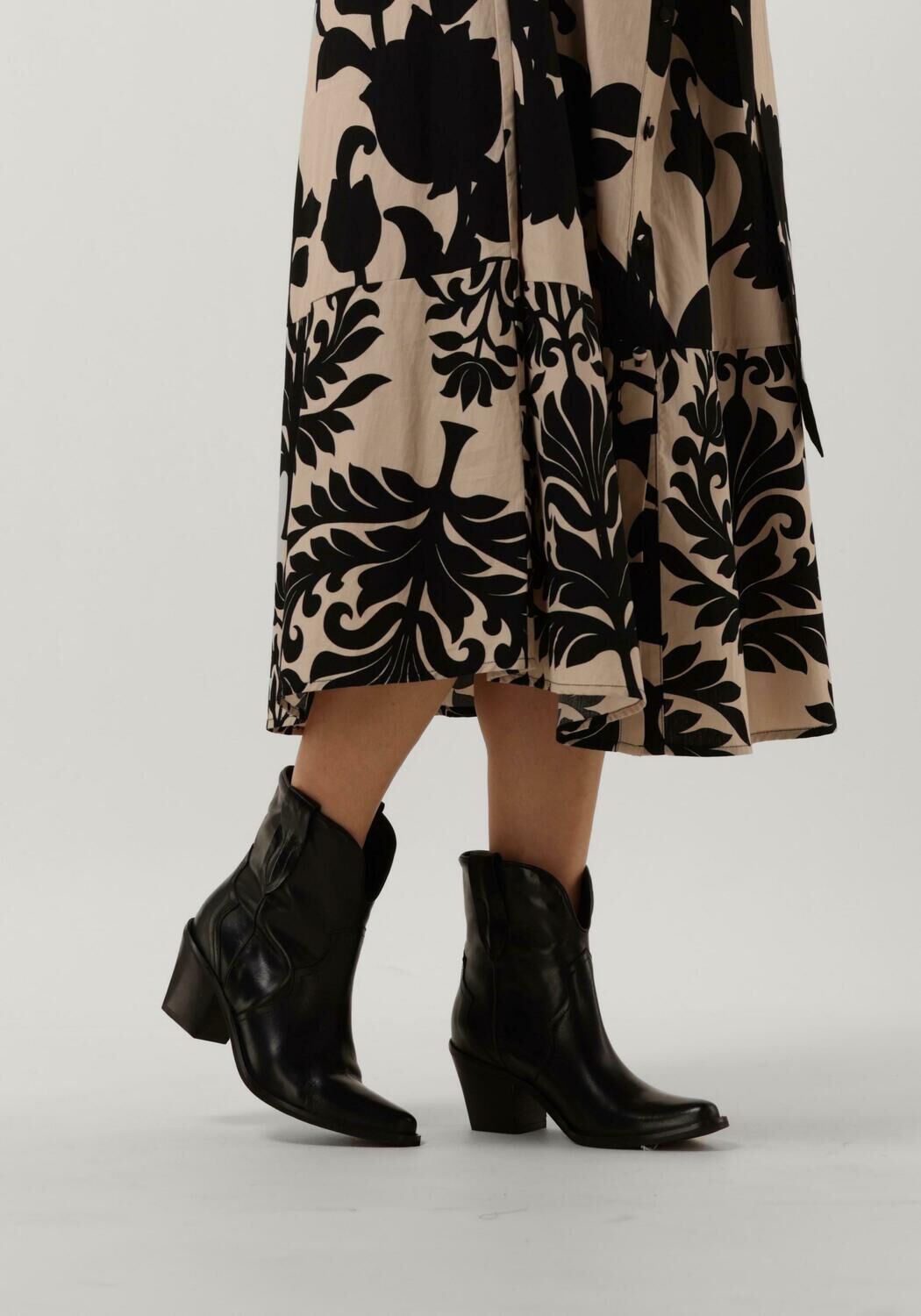 NOTRE-V 06 371 Bottines en noir - large