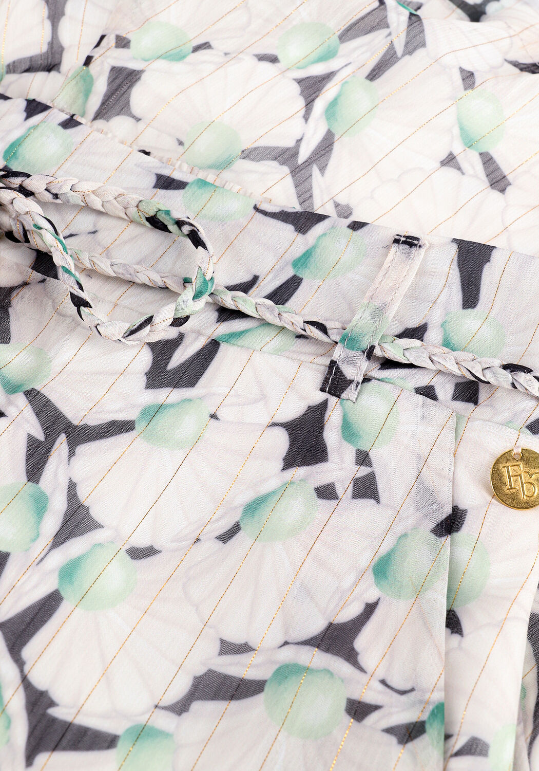 Groene FREEBIRD Broeken/jumpsuits NAYA MINI SHORTS - large