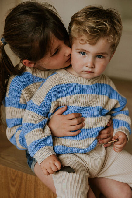 YUKI KIDSWEAR Pull STRIPES SWEATER en bleu - large